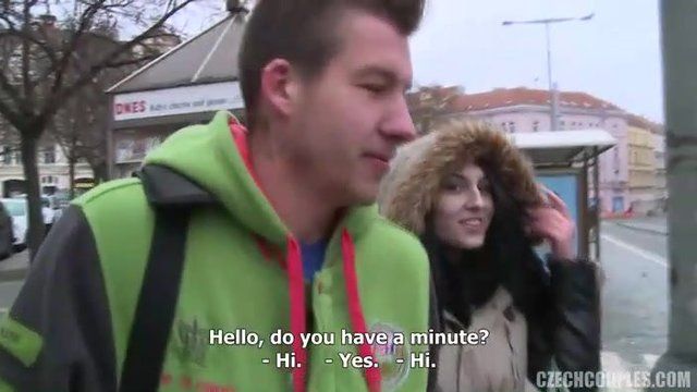 Пикапер выебал грудастую барменшу в подсобке (ВИДЕО)