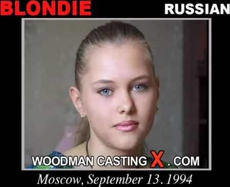 Сексапильная русская блондиночка снялась в порно кастинге Woodman