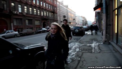 Снял русскую студентку на улице