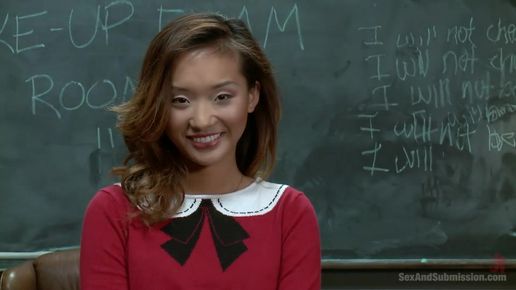 Жесткая БДСМ порнуха с азиатской студенткой Alina Li