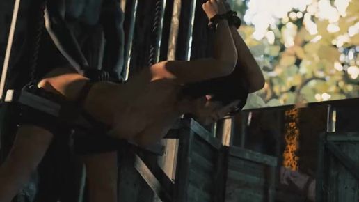 Грубый секс с пленницей Лара Крофт