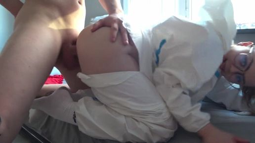 Медсестра спасает пациента жарким сексом